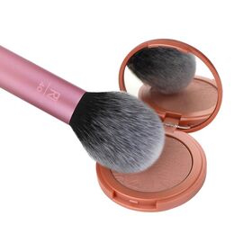 Real Techniques - Blush Brush / Beauty Tools & Accessories Makeup
