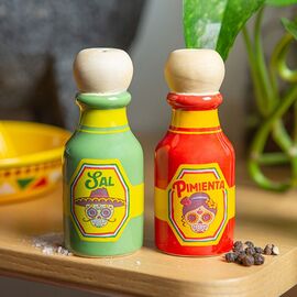 Kikkerland - Hot Sauce Salt & Pepper Shakers - 1.5 inches in diameter and 3.5 inches in height / Home and Kitchen Uncategorized (Home & Kitchen) Home & Kitchen
