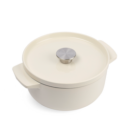 KitchenAid - KA-Casserole - Almond Cream - 22 cm / Home and Kitchen