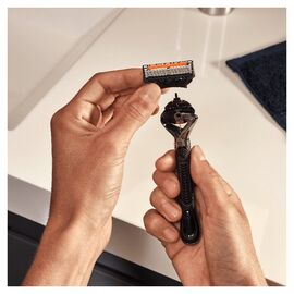 Gillette - Fusion Proglide Blades 4 Pack / Health and Personal Care Ξύρισμα & Γενειάδα Ανδρική Περιποίηση