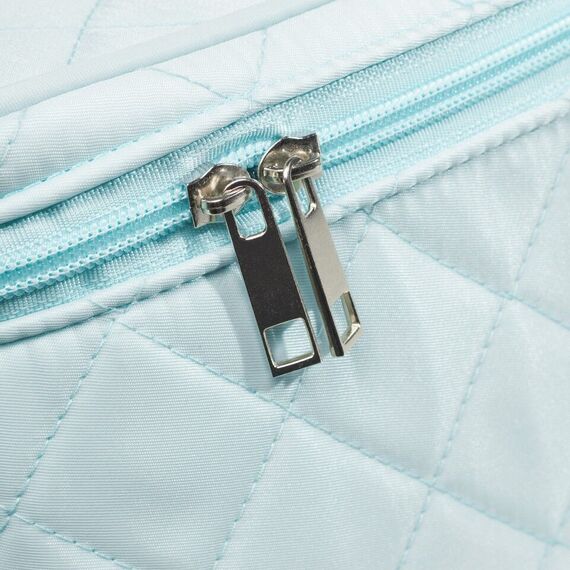 Gillian Jones - Beauty Box in quilted nylon Blue / Beauty Tools & Accessories Makeup