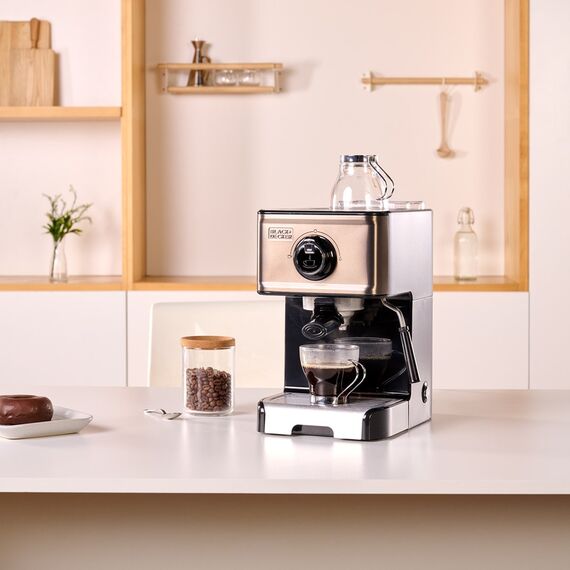 Espresso coffee maker Black+Decker BXCO1200E (1200W) Καφετιέρες Συσκευές