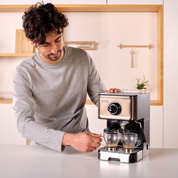 Espresso coffee maker Black+Decker BXCO1200E (1200W) Καφετιέρες Συσκευές