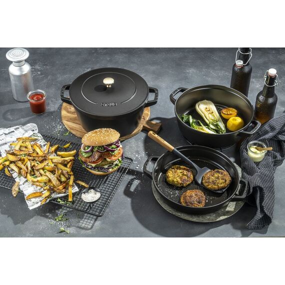 Staub La Cocotte 4.2 L Round Cast iron Casserole baking dish Κουζίνα Σπίτι & Κουζίνα