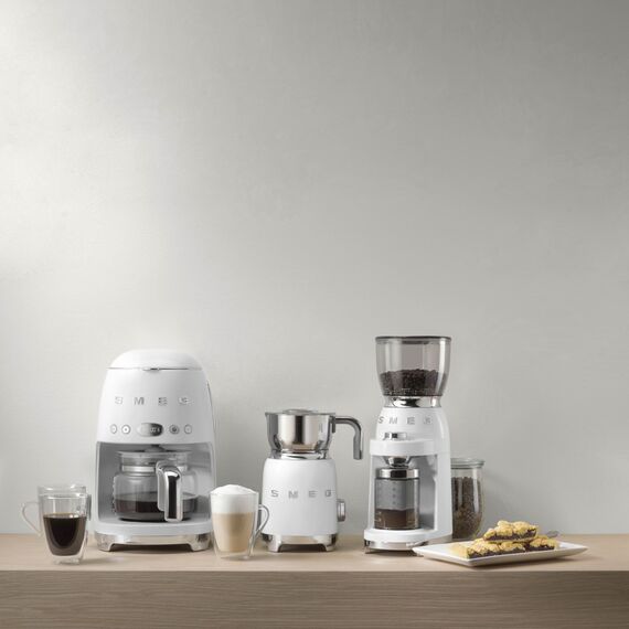 Smeg 50's Style Drip Filter Coffee Machine DCF02WHEU White Coffee Machines Appliances