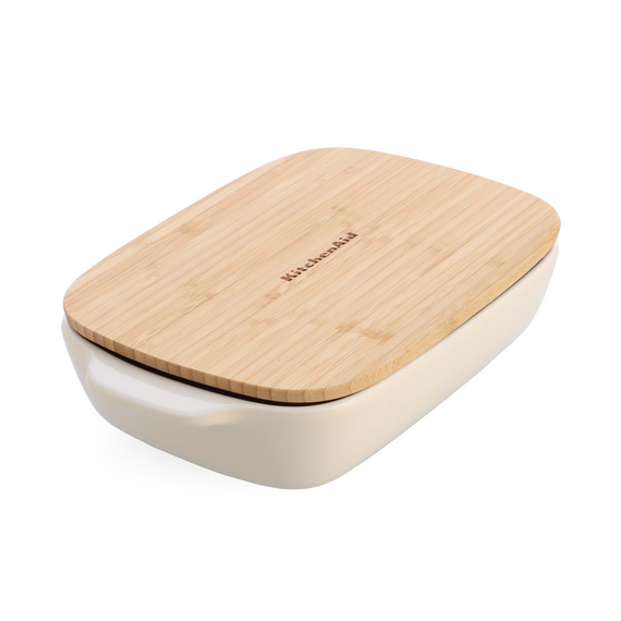KitchenAid - Medium Baker with Lid - Almond Cream / Home and Kitchen