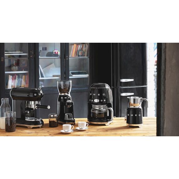 Smeg 50's Style Drip Filter Coffee Machine DCF02BLEU Black