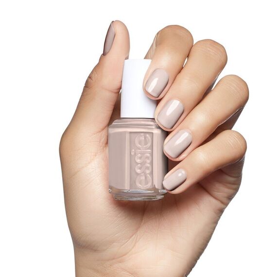 Essie - Nail Polish  - 121 Topless and Barefoot / Beauty Nails Makeup
