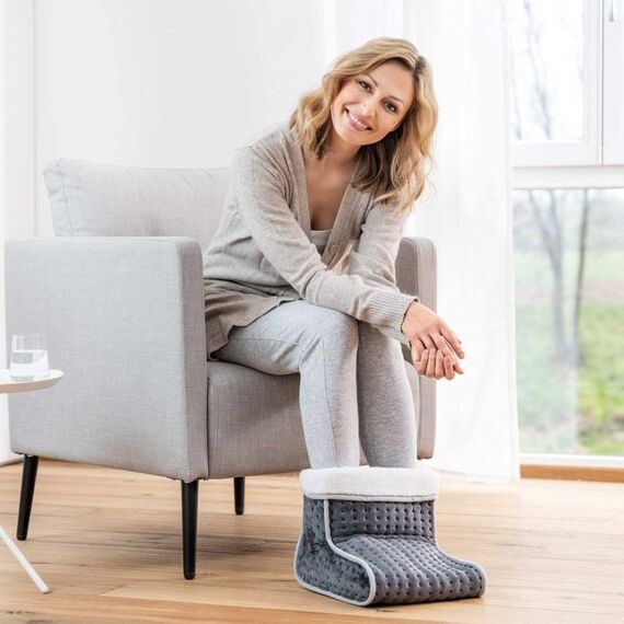 Beurer - FW 20 Foot Warmer - 3 Years Warranty / Health and Personal Care Feet Care Bath & Body